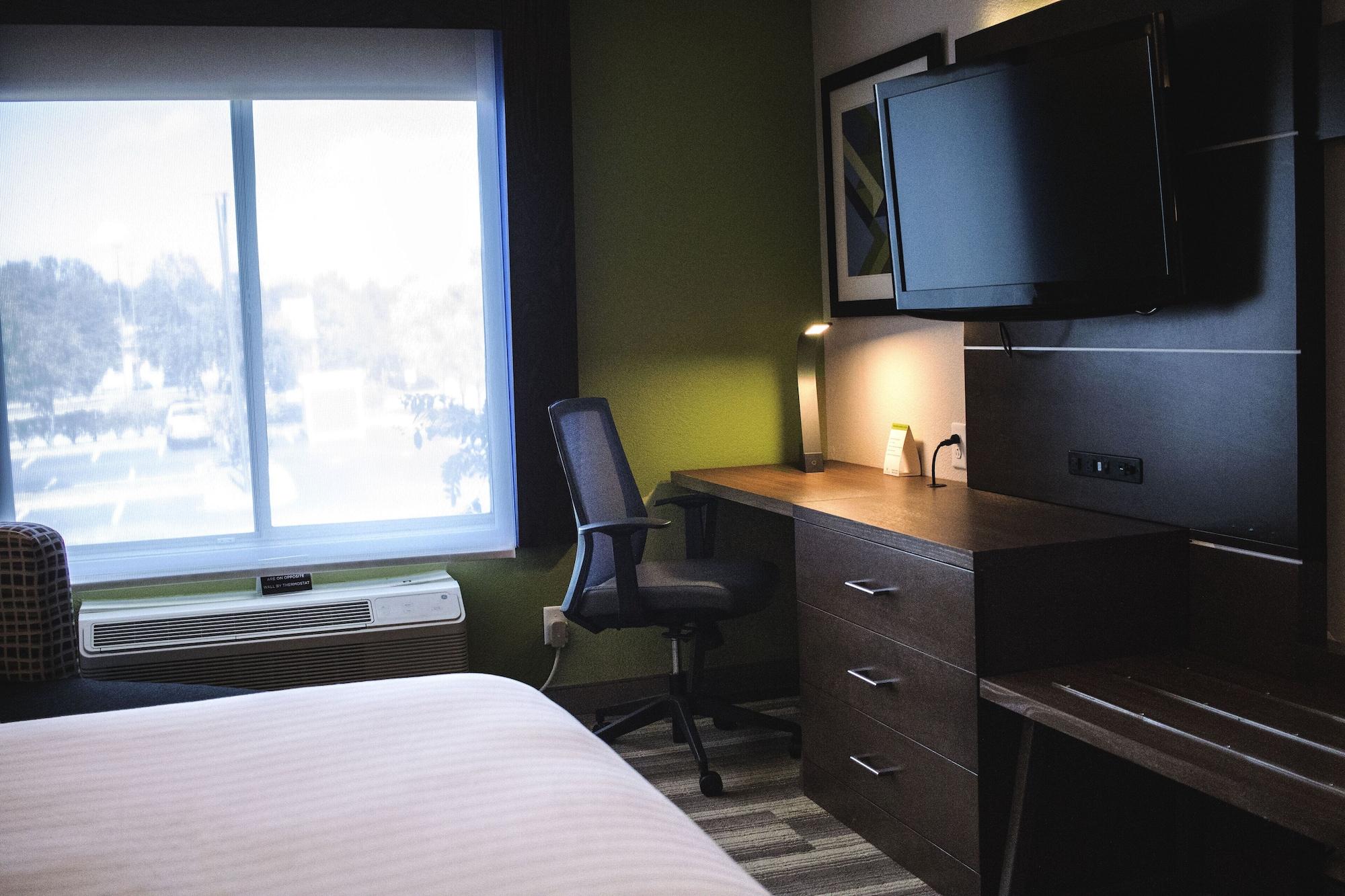 Holiday Inn Express & Suites Columbia-I-26 @ Harbison Blvd By Ihg Eksteriør bilde
